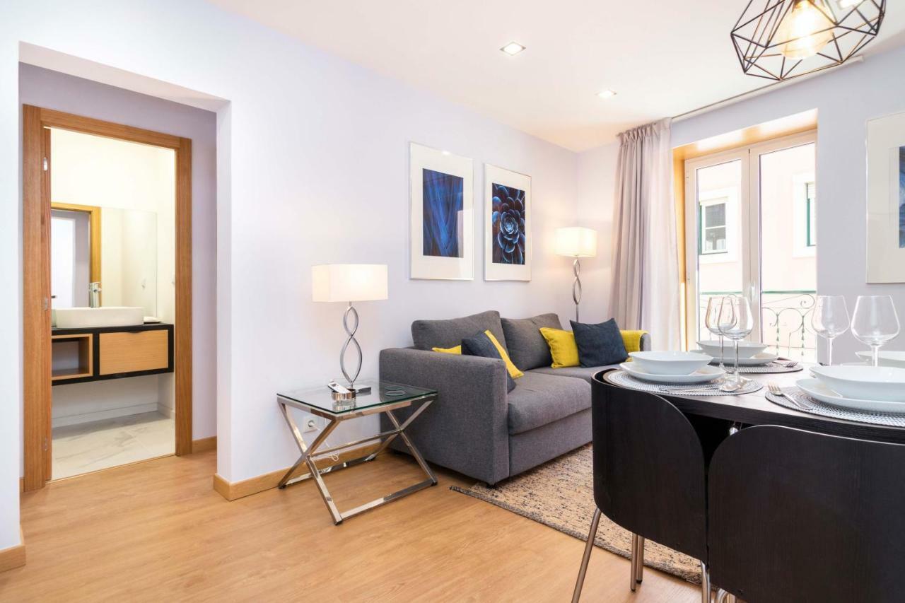 Perfect, Cool, Aircon, 2 Beds 2 Bath Location Lejlighed Lisboa